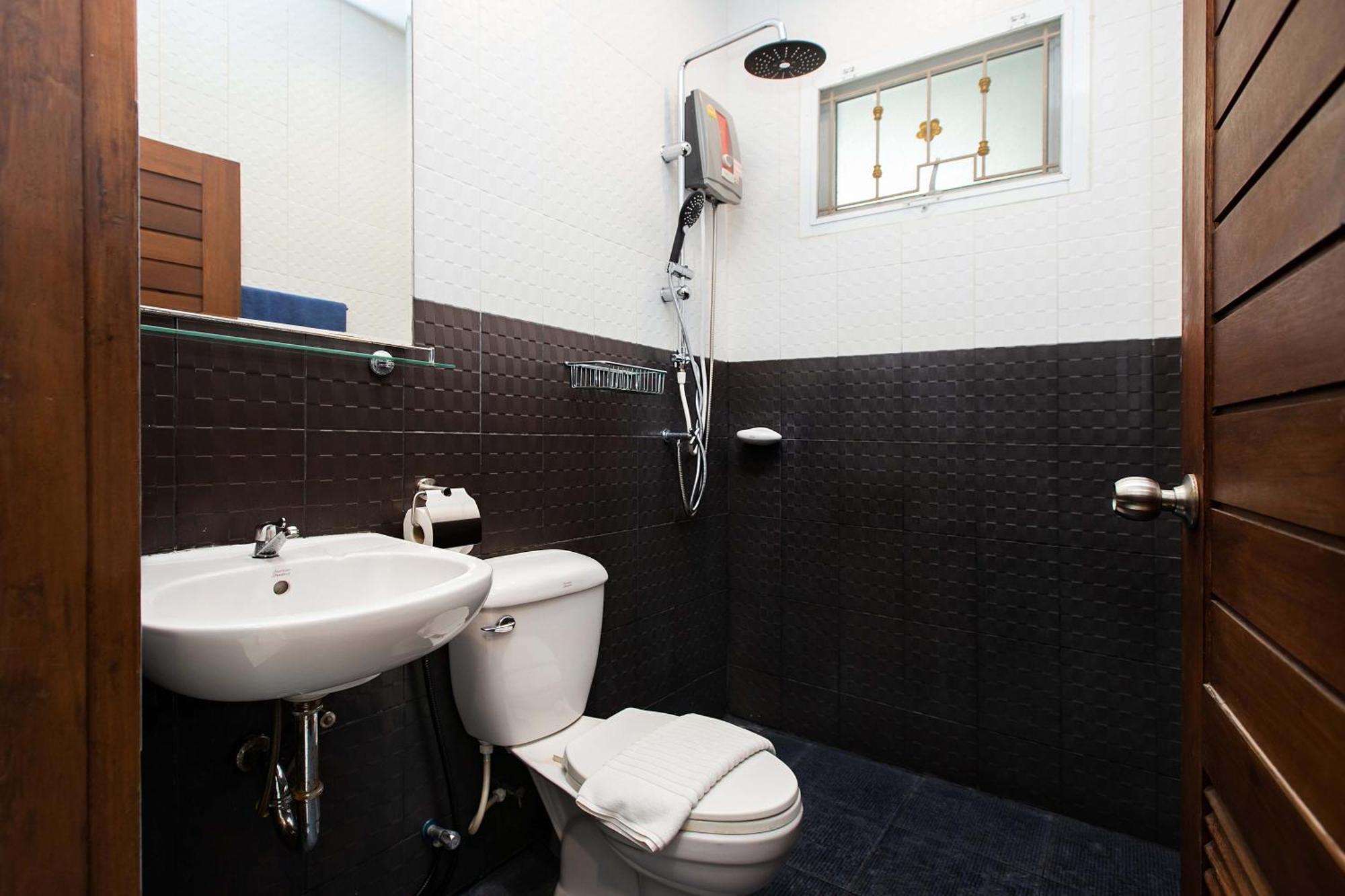 Family 2Br Villa Lancelot 3 With Jacuzzi Pool, Just 10 Min Drive Naiharn And Rawai Ban Saiyuan Екстер'єр фото